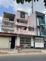 nhà mặt tiền 5x30m, 4 tầng, giá chỉ 7.6 tỷ có nhà yến
