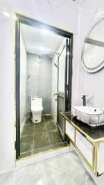 quận 8 = sát cầu chữ y - hxh - 5 tầng - dòng tiền cao