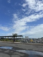 bán lô kề góc view trực diện biển- 140m ngang 10m - đường nhựa rộng 30m- giá 12tỷ500