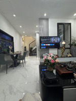 ngọc hà - ba đình, sát mặt phố, 36m2*5 tầng, 3pn, ô chờ thang máy, 10.6 tỷ, thật 100%