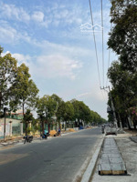 đất mặt tiền nguyễn tri phương, chánh nghĩa, thủ dầu một - diện tích : 17x36 (642m2) thổ cư : 180m