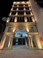 bán chdv 8 tầng siêu khan hiếm lê văn sỹ - q3 - (8x15m) - hđt: 200tr/tháng - giá: 43 tỷ