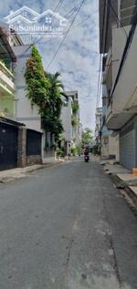 Bán nhà Ni Sư Huỳnh Liên, Tân Bình - 105m2, Tặng nội thất cao cấp, Giá chỉ 8.5 Tỷ