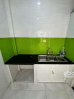 bán nhà tân phú phú thọ hoà xây 2 tầng dt 4x5 .2pn 2tolet giá 2ty300 lt.