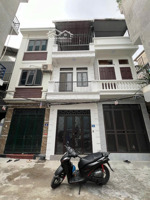 bán nhà thạch cầu, 38m2 3t 5,2 tỷ. nhà dân xây, hai mặt ngõ, giá đầu tư.