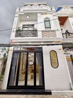 nhà 1 trệt 1 lầu mới xây (full nội thất - trục chính hẻm 147 (liên tổ 12-20) đường nguyễn văn cừ