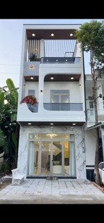 bán nhà mới xây giá thật cam kết mới 100% trệt 2 lầu dtsd 200m2 vay ngân hàng được 1 tỷ 900 triệu