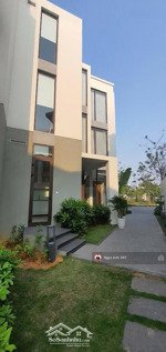 hiếm hoi- biệt thự triệu đô hạ long- sẵn sổ- sẵn dòng tiền cho thuê hơn 2 tỷ/năm