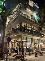 nhà mặt phố cho thuê tại phố bà triệu, hai bà trưng: 160mx2t, mt5,5m: làm cửa hàng, thời trang,...