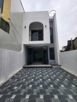 bán nhà 2.5 tầng mới xây tại quảng thịnh.