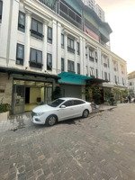 chính chủ cho thuê liền kề thang máy ngoại giao đoàn, 789 xuân đỉnh