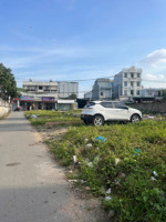 76m2. hẻm xe hơi. sát vành đai 2. gần ga metro. shr. gấp bán: 6 tỷ hai.