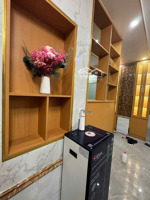 rực rỡ siêu phẩm ngay wincom 550 dĩ an cách 500m ( ngang 6m) giá 7,9 tỷ cho trả trước 1 ít là