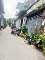 nhà ngay chợ cầu đồng thạnh lộc 29. giá: 3.7 tỷ đường thông.