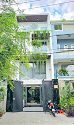 rẻ 2 tỷ bán nhà mặt tiền 4 tầng lê bôi ngang 5m tặng nội thất lung linh, hoàn công đủ