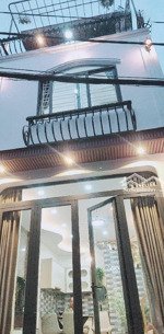 bán nhà nguyễn thái sơn căn góc 2 mặt tiền đều hxh,3tầng,30m2,3pn, 3wc nhỉnh 4tỷ trung tâm gò vấp