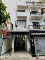 ô tô ngủ trong nhà - ngay chợ hiệp bình - ra phạm văn đồng 100m - nhà 4 tầng - dọn vào ở ngay