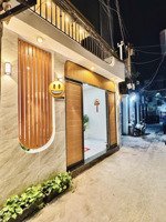 chỉ 6,85tỷ (chỉ nhỉnh hơn 100tr/m2 nhà 2 tầng mới full nt), 4,7m x 13m dài. dt đất 60m2. cn 58m2