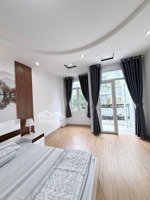 bán nhà xây 5 tầng - đường nguyễn gia trí - giá 18 tỷ