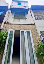 siêu phẩm 3 tầng hẻm xe tải tô hiến thành , quận 10 - cách 2 căn ra mặt tiền - nhỉnh 5đ