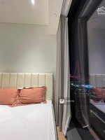 [siêu phẩm the opera] cho thuê 2pn - view cầu ba son & hồ bơi nội thất cao cấp