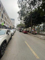 bán nhà nghĩa đô, dt 70m2, mt 4.5m, phân lô, ngõ ô tô đỗ, ở hoặc kinh doanh, 31 tỷ