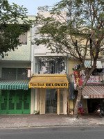 bán nhà 2 mặt tiền hoàng sa, quận 3