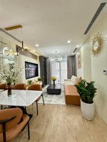 hot gia đình bán căn hoa hậu 2 ngủ 83.5m2 view pháo hoa giá tốt nhất tại chung cư florence-mỹ đình