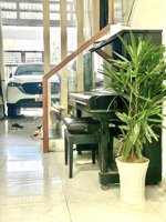 nhà đẹp 3 tầng - hẻm xe hơi - hbp - nhỉnh 6 tỷ - gấp bán định cư