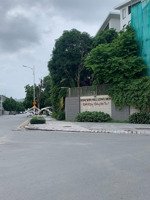 bán đất ngọc thuỵ-gần trường việt pháp-dt 130m2*mt 6,4m-phân lô-oto đỗ cửa-view hồ-kinh doanh