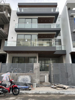 cho thuê nhà nguyên căn an phú an khánh 5 tầng 600m2 sàn trống suốt vị trí đẹp đối diện công viên