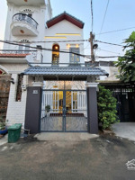 bán nhà 2 lầu đường thạnh lộc quận 12 có 3 phòng hẻm xe hơi thông thoáng