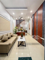 bán nhà đại linh trung văn, 42mx4t-8.6 tỷ,ngõ rộng 3m, 30m ra ô tô tránh,gần lê quang đạo kéo dài