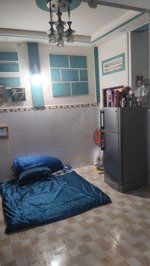 bán nhà đúc 2 tầng sổ hồng riêng cc ngay