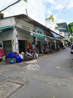 cần bán kiốt góc 3 mặt tiền hẻm văn chung, p13, tân bình