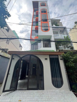 bán toà nhà hai mặt tiền đường huỳnh văn nghệ cách sân bay 10 thu nhập 70 tr/tháng khu sầm uất