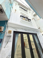 hơn 1 tỷ có hộ khẩu sài gòn-tân phú-giáp tân bình-3 tầng-shr 2025-chỉ 1.x tỷ