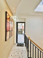 nhà đẹp 4 lầu hoàng hoa thám, phú nhuận, 5 phòng ngủ, chỉ 7 tỷ