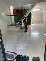 nhà 2 tầng đường quốc lộ 13 48m2 đối diện vạn phú city 3pn chỉ 4,25 tỷ