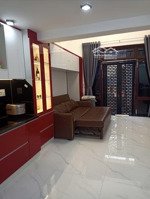 nhà 2 tầng trung tâm hải châu vào ở ngay tiện ích bao quanh giá chỉ nhỉnh 4 tỷ (x coi như ko)