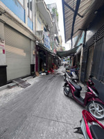 bán gấp nhà hxh đường cách mạng tháng 8, p.11, quận 3, nhà 2 tầng, giá chỉ 8 tỷ