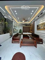 nhà đẹp 5 tầng ngọc hồi full nội thất. xem là mê