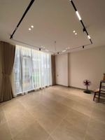 mặt phố "hàng cháo" dt: 33m x 7 tầng thang máy, lô góc, đua lên 47m