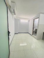 phòng trọ mới quận 7 có máy lạnh, gần đại học nguyễn tất thành - ở ngay - mới đẹp chỉ từ 3tr/tháng