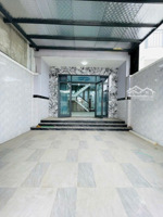 bán nhà 4 tầng mới gần hẻm xe tải 4pn 5wc, vị trí đắc địa gần gigamall