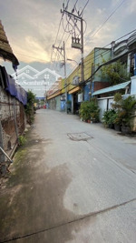 nhà 2tầng hẻm ô tô phạm hùng gần ngã 4 nguyễn văn linh