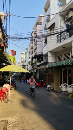 chính chủ bán nhà 3 tầng 2 pn âu dương lân chỉ 2,68 tỷ, dtsd 37m2