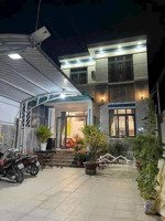 nhà lầu sân vườn sổ riêng 252m2