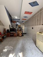 nhà mới ở ngay.5,8 tỷ 50m2 lạc long quân 2 tầng ngay lý thường kiệt,chợ tân bình