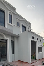 nhà gần tt bến lức, 2 căn nhà đẹp, giá 3.8 tỷ